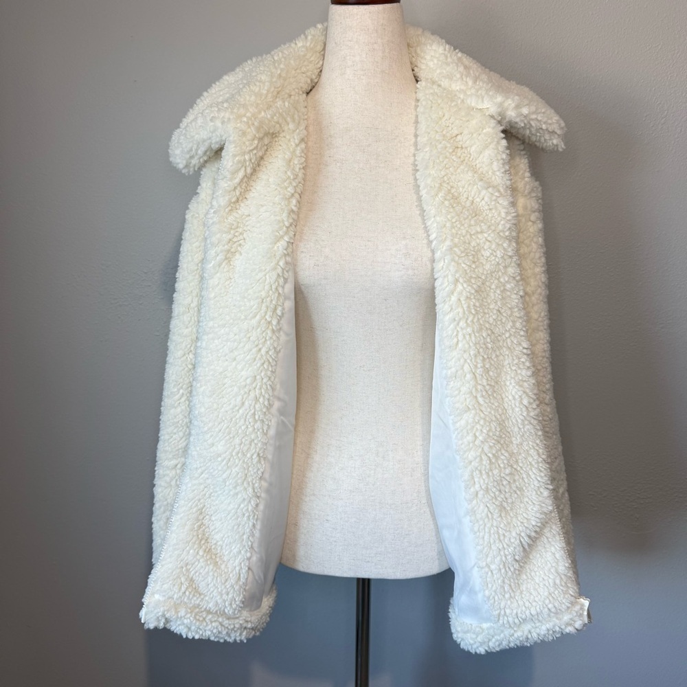 Women's Cream Sherpa Teddy Jacket - Picture 5 of 8